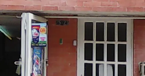 TIENDA DE BARRIO CALLE 69A CON 75 TIENDA DE BARRIO CALLE 69A CON 75